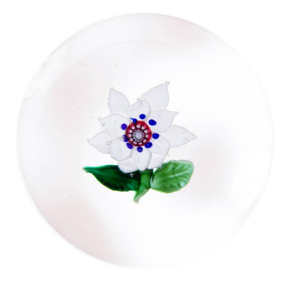 ANTIQUE SANDWICH POINSETTIA LAMPWORK ART GLASS MAGNUM (1 of 2)