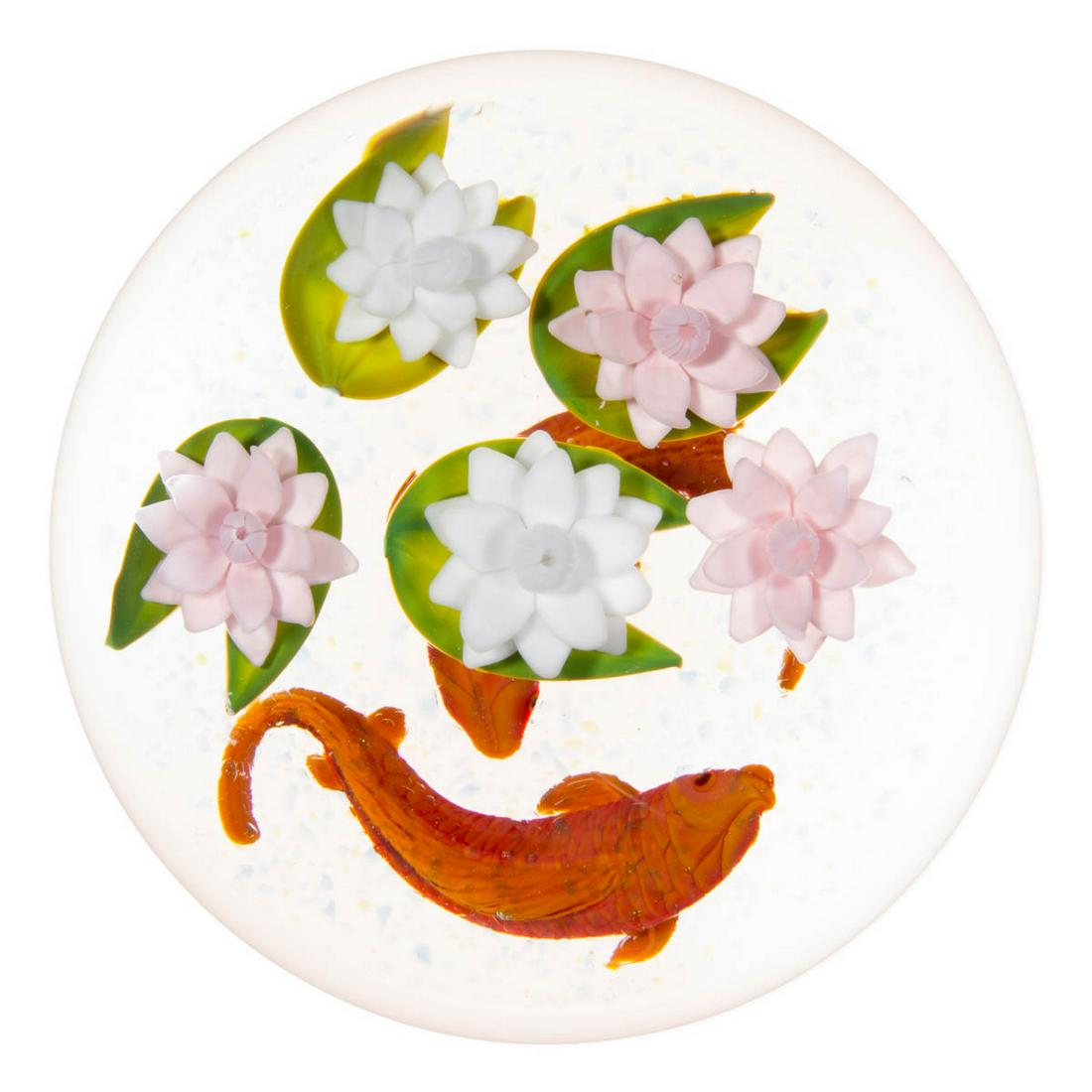 GORDON SMITH (AMERICAN, B. 1959) KOI POND LAMPWORK: GORDON SMITH (AMERICAN, B. 1959) KOI POND LAMPWORK STUDIO ART GLASS PAPERWEIGHT, compound example, top level featuring three pink and two white water lilies with each resting on a green lily pad, scat