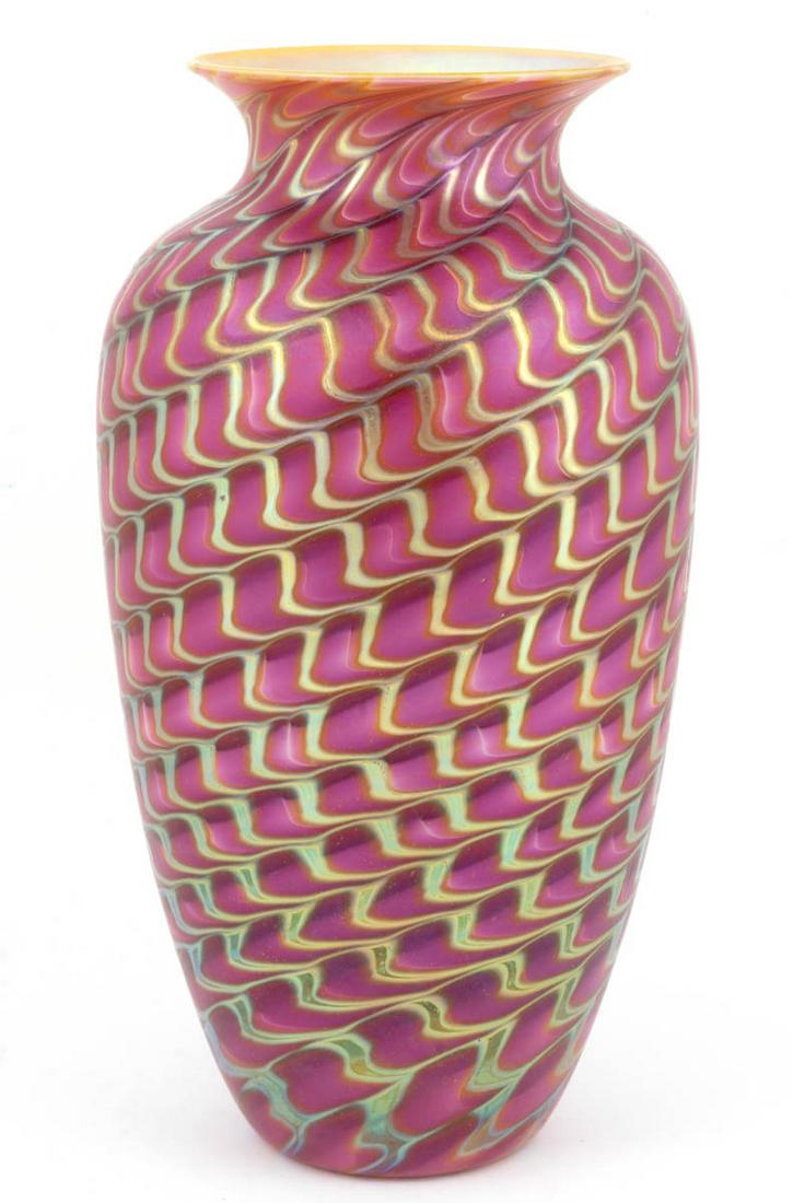 LUNDBERG STUDIOS DAMASCENE IRIDESCENT STUDIO ART GLASS (1 of 2)