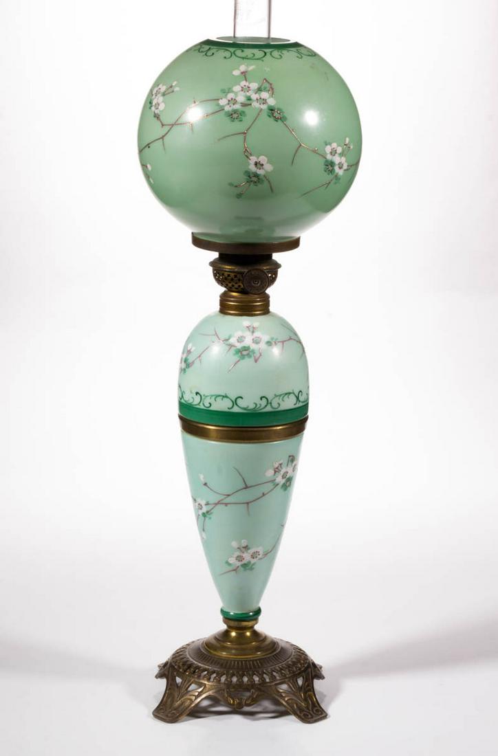 VICTORIAN DECORATED JUNIOR BANQUET LAMP (1 of 1)