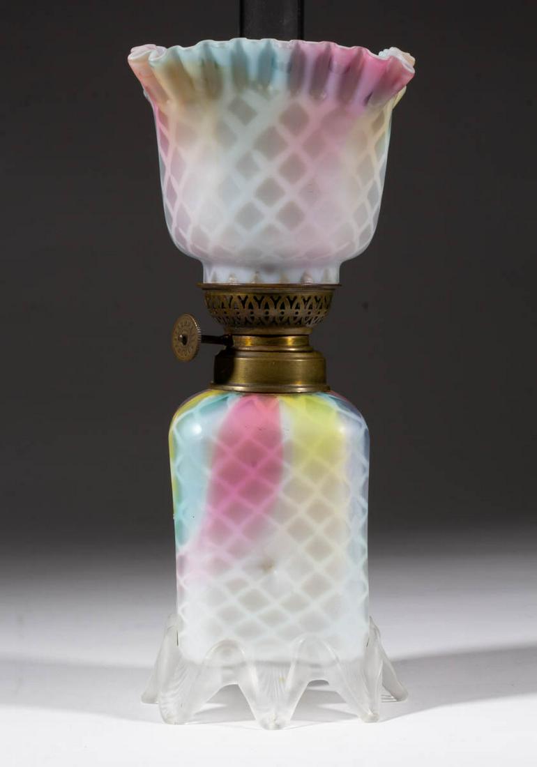 DIAMOND QUILT AIR-TRAP-MOTHER- OF-PEARL SATIN MINIATURE (1 of 1)