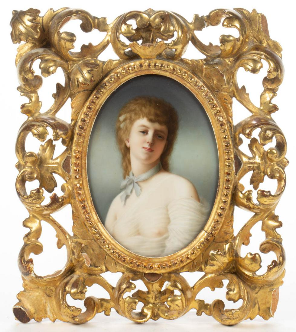 CONTINENTAL PORCELAIN PORTRAIT PLAQUE (1 of 3)