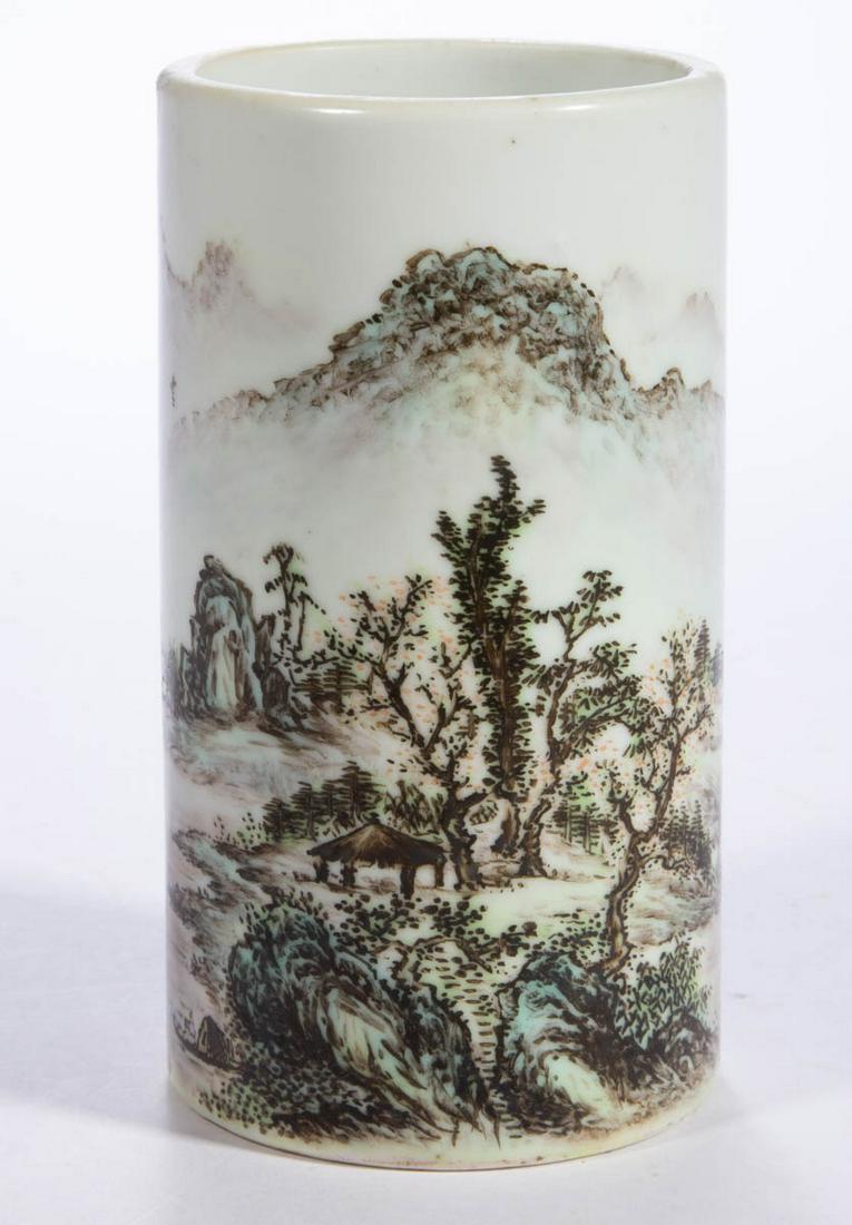 CHINESE EXPORT PORCELAIN FAMILLE ROSE BRUSH POT (1 of 5)