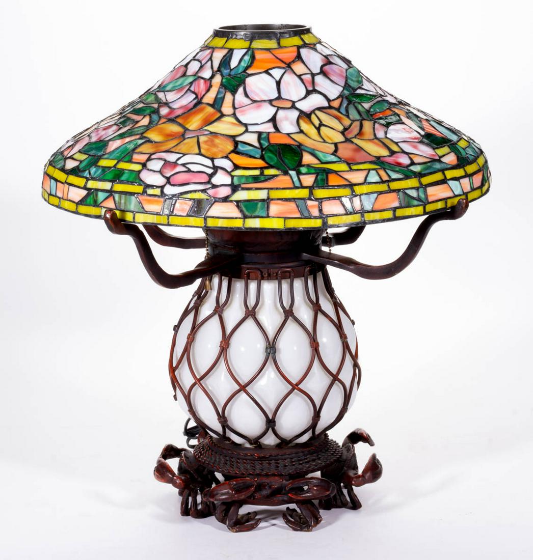 TIFFANY-STYLE FLORAL LEADED GLASS ELECTRIC TABLE LAMP (1 of 5)