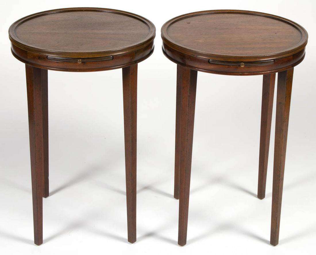 KITTINGER MAHOGANY PAIR OF SMALL STAND TABLES (1 of 5)