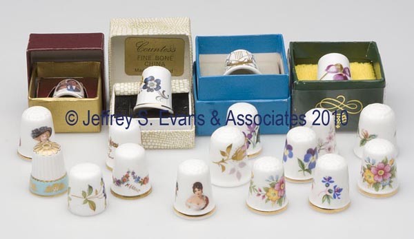 ENGLISH CERAMIC THIMBLES, LOT OF 18: ENGLISH CERAMIC THIMBLES, LOT OF 18, various hand-painted and transfer floral, bird, and commemorative patterns, consisting of nine Countess Bone China; three Caverswall; three Coalport Bone China in 