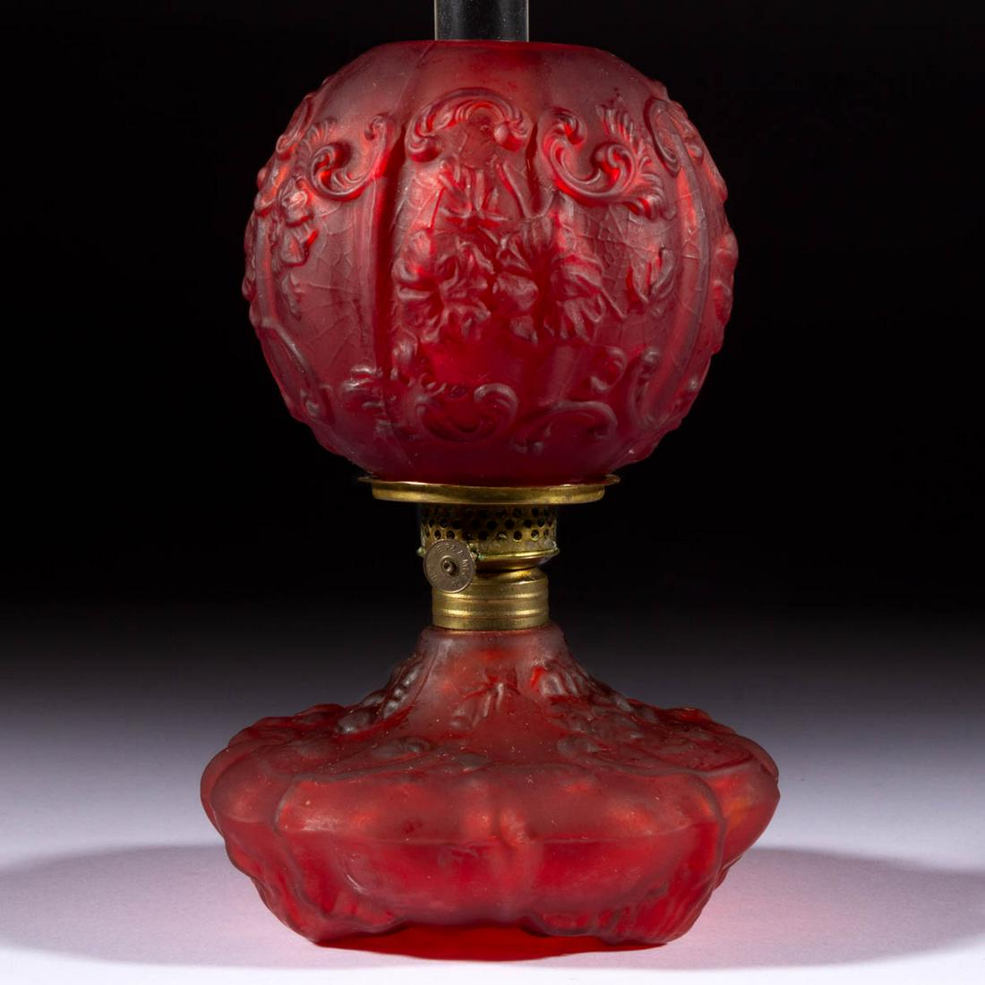 SPIDER WEB / PERSIANWARE NO. 9 (OMN) MINIATURE LAMP (1 of 1)