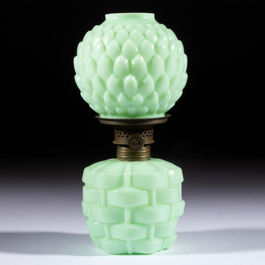 PINEAPPLE IN BASKET MINIATURE LAMP (1 of 1)