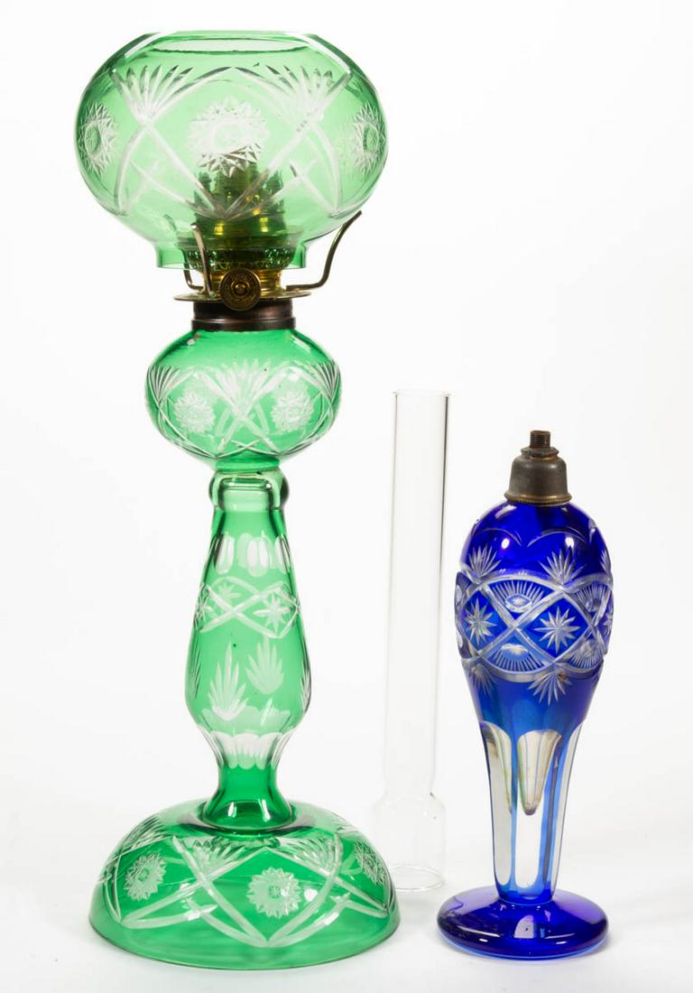 CUT-OVERLAY SUNBURST AND FAN GLASS KEROSENE TABLE LAMP (1 of 1)