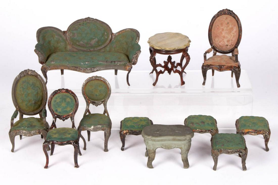 VICTORIAN DOLLHOUSE / MINIATURE METAL FURNITURE, LOT OF (1 of 3)