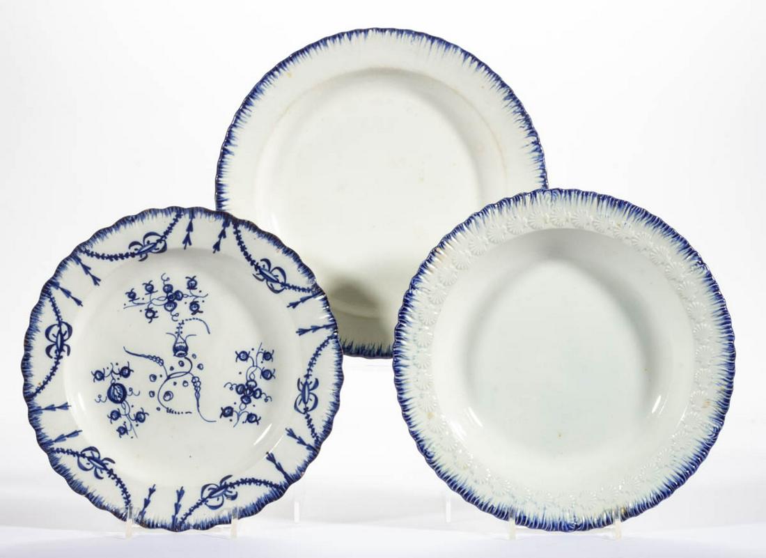 ENGLISH PEARLWARE BLUE SHELL EDGE CERAMIC PLATES, LOT (1 of 1)