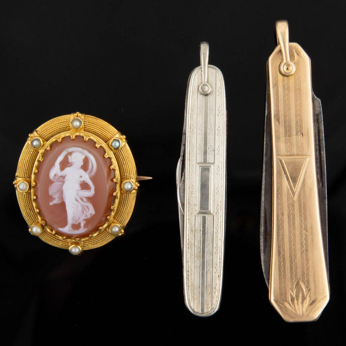 ANTIQUE / VINTAGE 10K AND 14K GOLD BROOCH AND POCKET (1 of 2)