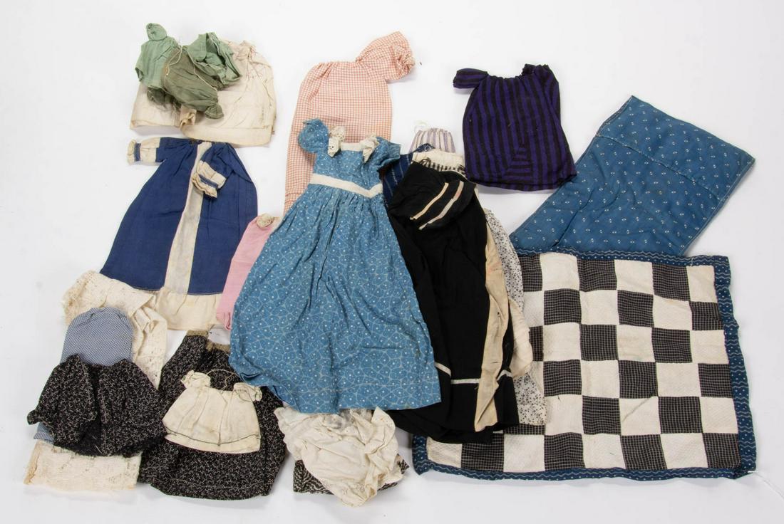 ASSORTED ANTIQUE / VINTAGE DOLL CLOTHING AND BEDDING,: ASSORTED ANTIQUE / VINTAGE DOLL CLOTHING AND BEDDING, UNCOUNTED LOT, more than 20 pieces, hand- and machine-stitched homemade pieces, including various dresses and skirts in print and solid fabrics, a