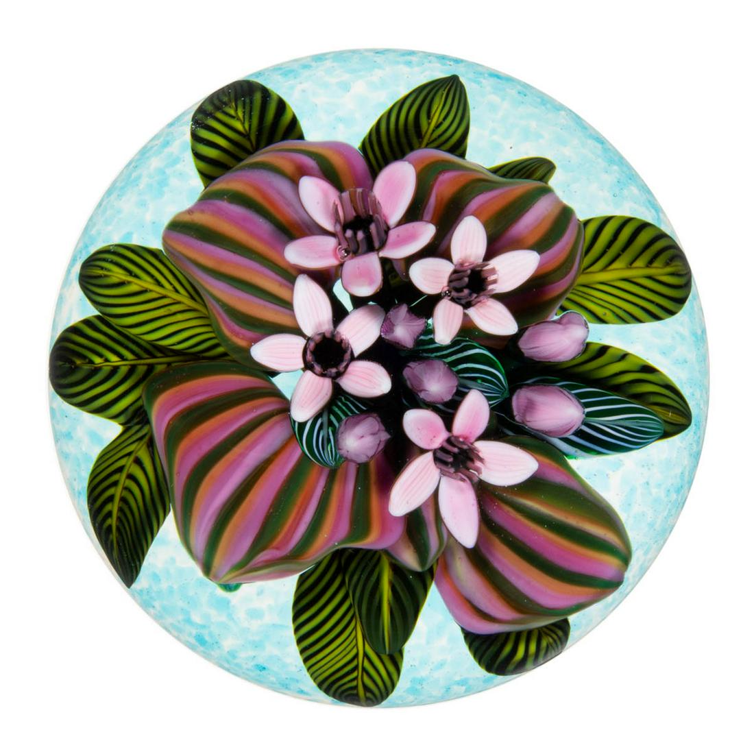 CATHY RICHARDSON (AMERICAN, B. 1949) STROPHANTHUS BOUQUET LAMPWORK STUDIO ART GLASS PAPERWEIGHT (1 of 2)