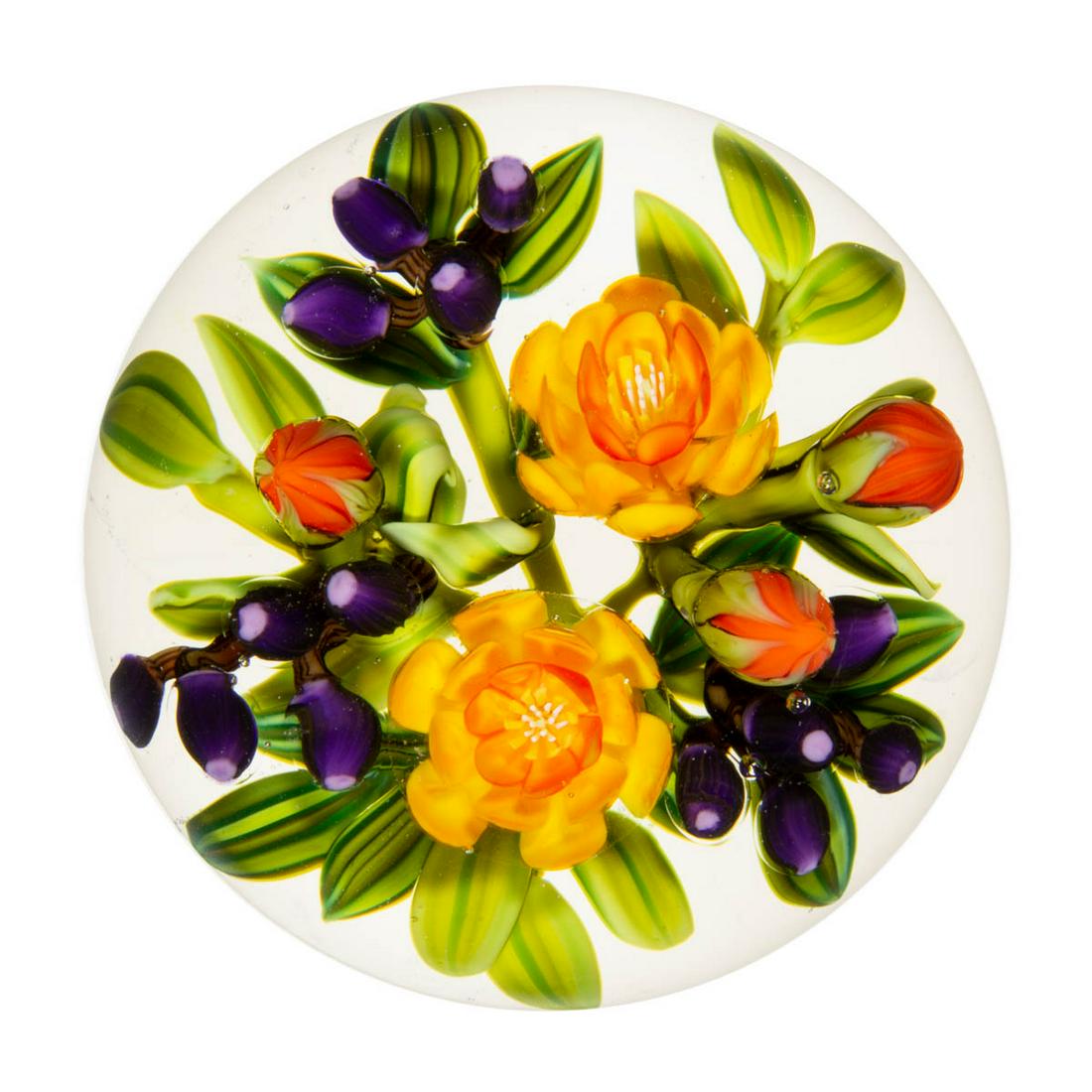 UNIQUE CATHY RICHARDSON (AMERICAN, B. 1949) FLORAL BOUQUET LAMPWORK STUDIO ART GLASS PAPERWEIGHT (1 of 2)