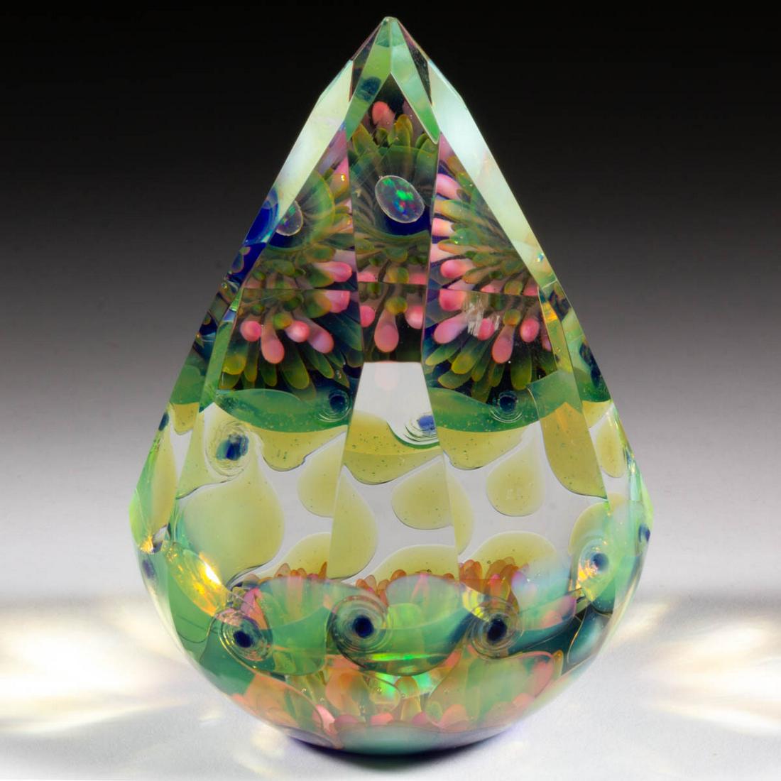 RAJ KOMMINENI (AMERICAN, B. 1978) OPAL BASKET CRYSTAL LAMPWORK STUDIO ART GLASS PAPERWEIGHT (1 of 2)