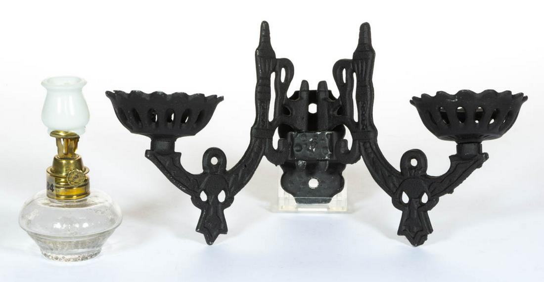 FIRE FLY MINIATURE BRACKET LAMP (1 of 1)