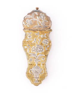 ENGLISH CHINOISERIE-STYLE BRASS SEWING ETUI / KIT WITH NECESSAIRE TOOLS: ENGLISH CHINOISERIE-STYLE BRASS SEWING ETUI / KIT WITH NECESSAIRE TOOLS, brass shaped form with a herringbone patterned ground, hinged cover with a push-button activation to the side, top of cover