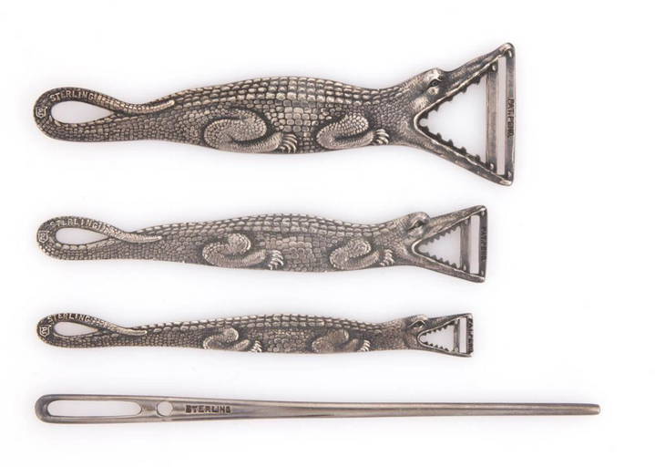 Simons Brothers Figural Alligator Sterling Silver Sewing Three Piece ...