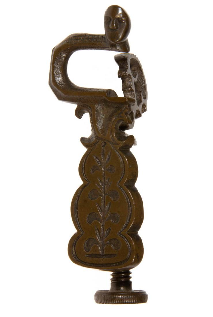 CAST-BRASS SEWING QUILTER'S CLAMP (1 of 2)