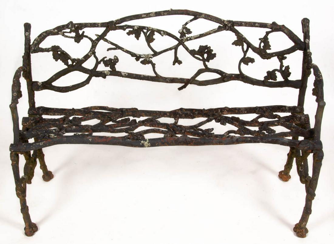 AMERICAN RUSTIC CAST-IRON GARDEN BENCH / SETTEE (1 of 5)