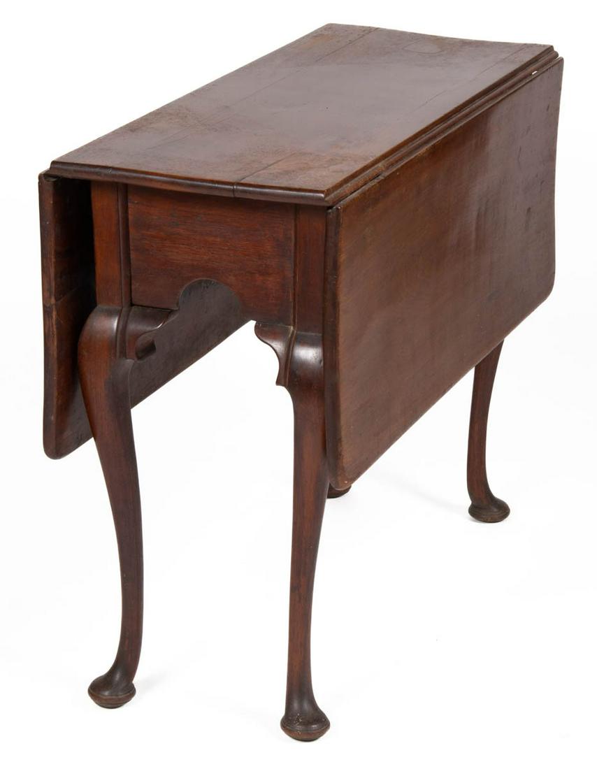 PENNSYLVANIA QUEEN ANNE WALNUT DIMINUTIVE FALL-LEAF TABLE (1 of 5)