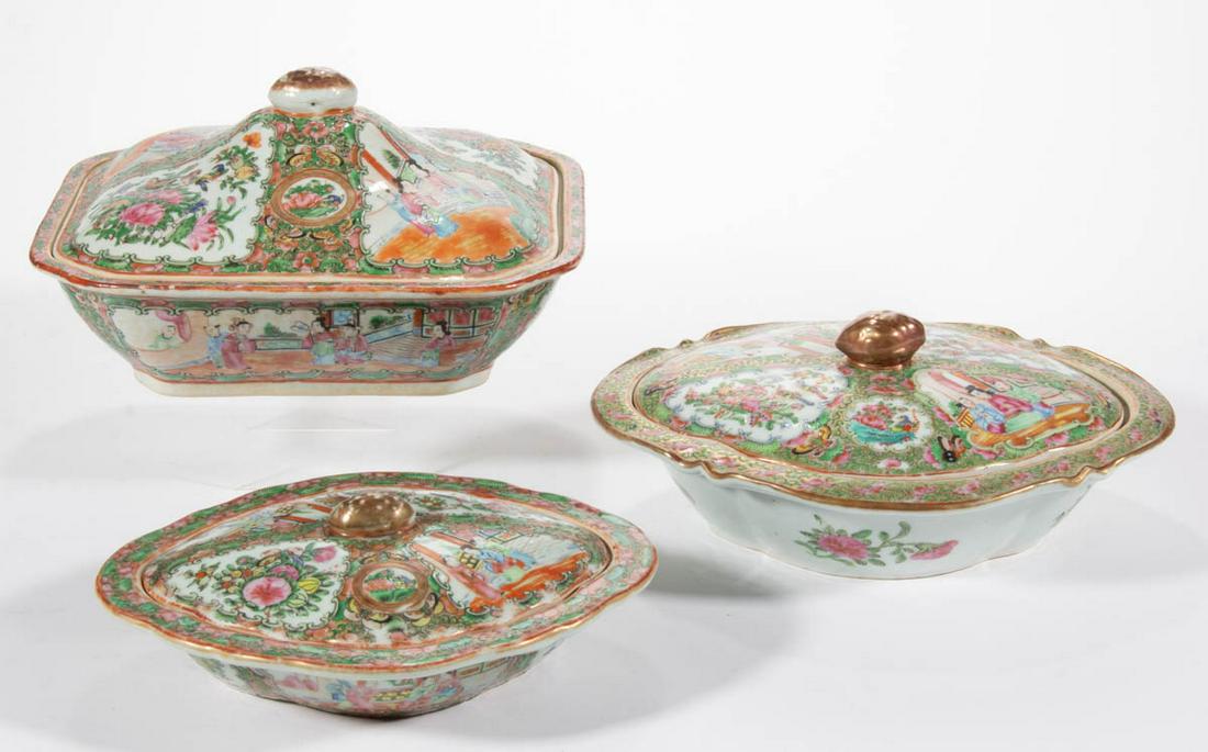 CHINESE EXPORT PORCELAIN FAMILLE ROSE / ROSE MEDALLION COVERED VEGETABLE DISHES, LOT OF THREE (1 of 1)