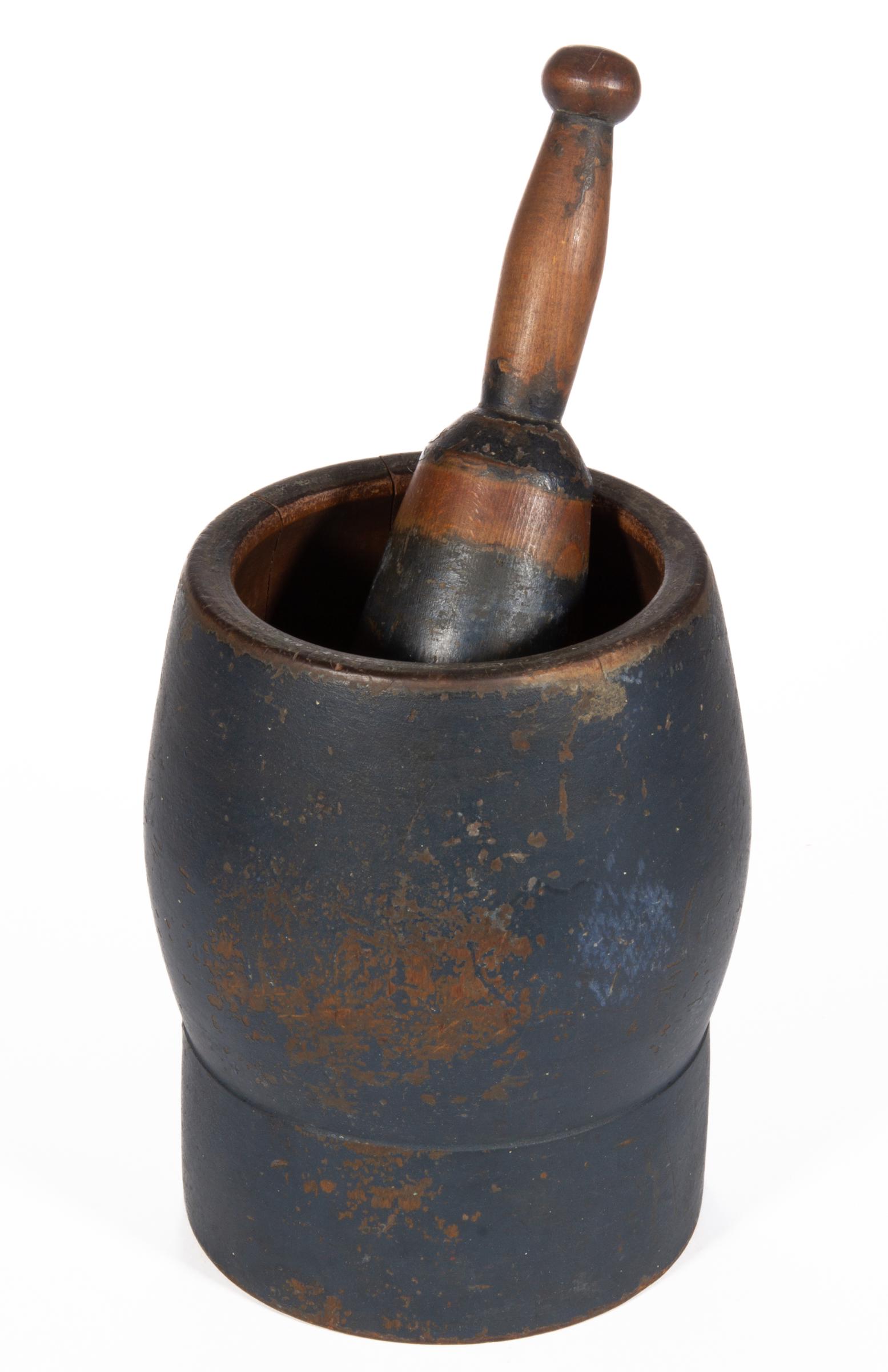 AMERICAN PAINTED TREEN MORTAR AND PESTLE (1 of 2)