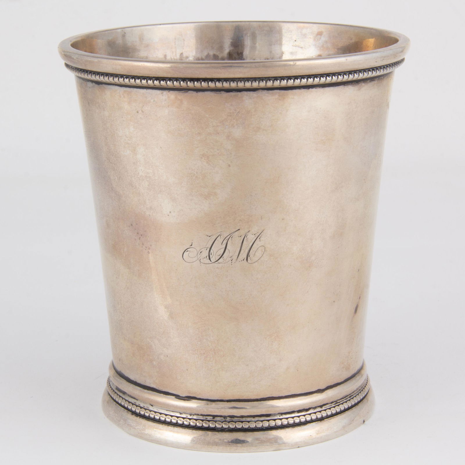 CHARLESTON, SOUTH CAROLINA COIN SILVER JULEP CUP / BEAKER (1 of 2)