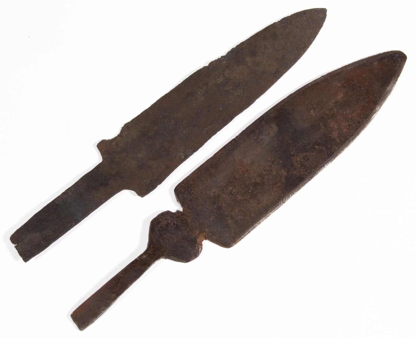 NATIVE AMERICAN COLONIAL-ERA DAG KNIFE BLADE (1 of 2)
