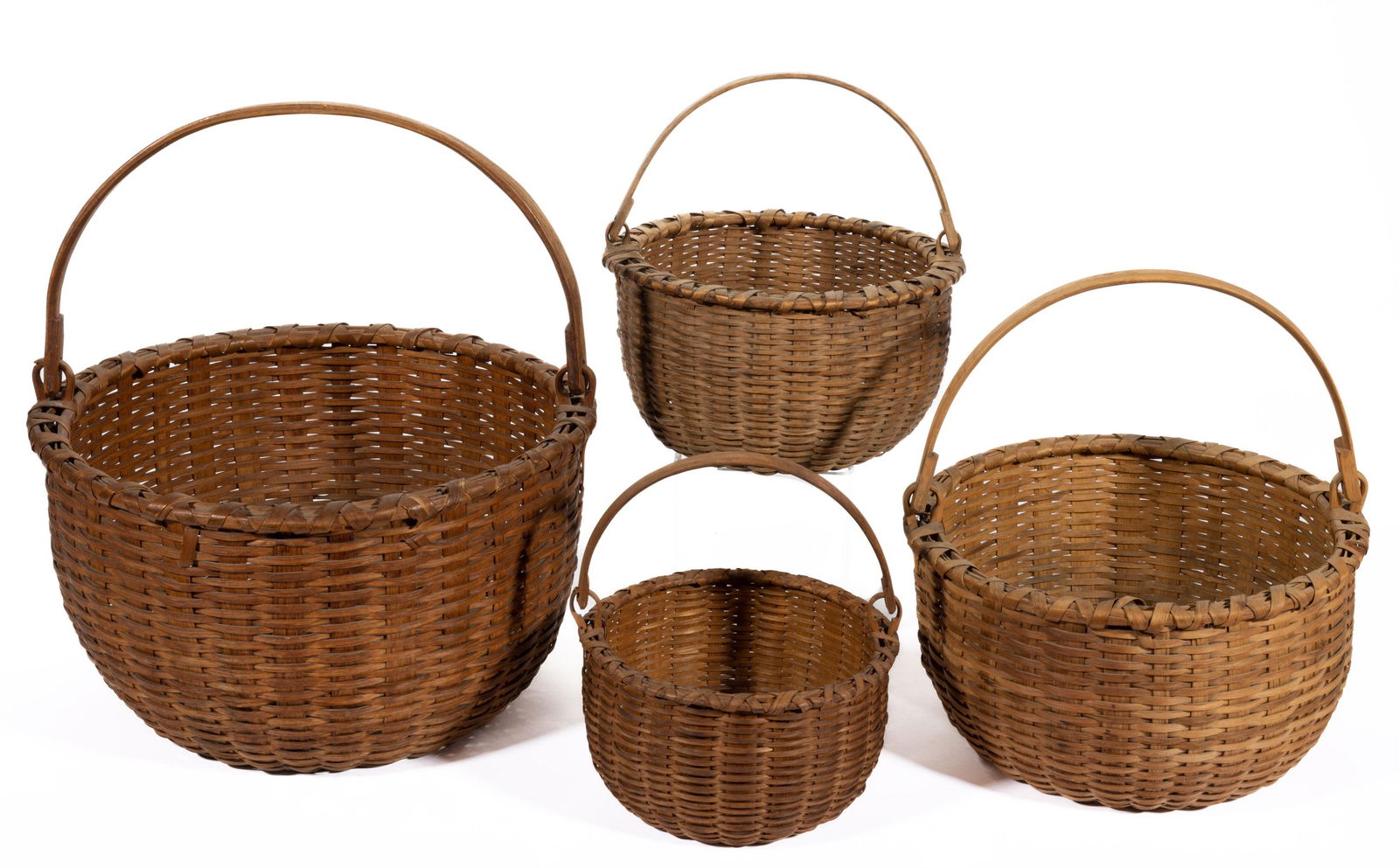 AMERICAN STAVE-TYPE WOVEN-SPLINT BASKETS, GRADUATED SET OF FOUR, (1 of 4)