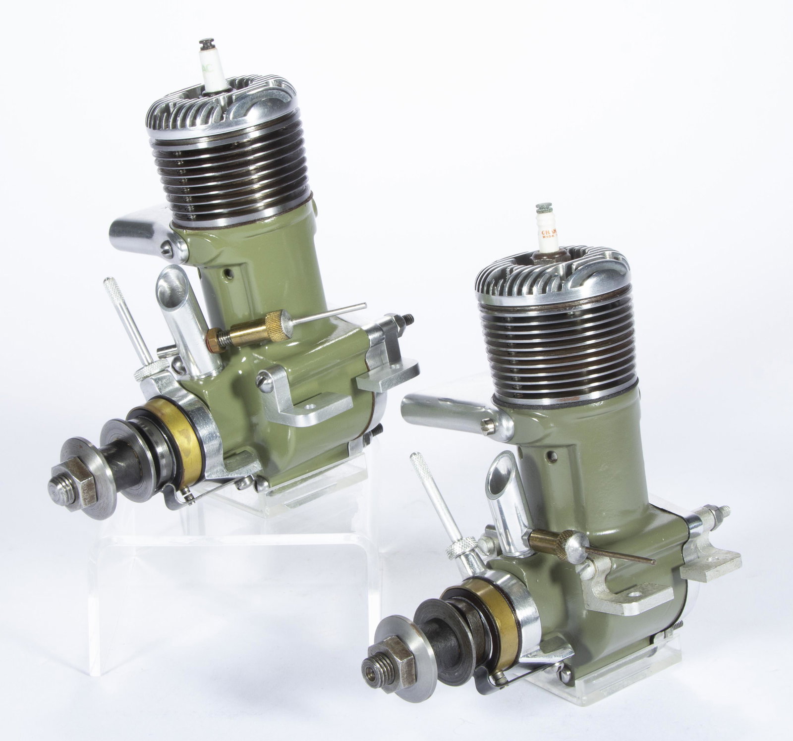 ORWICK ENGINES MODEL 64 1947 MODEL AIRPLANE ENGINES, LOT OF TWO, (1 of 2)