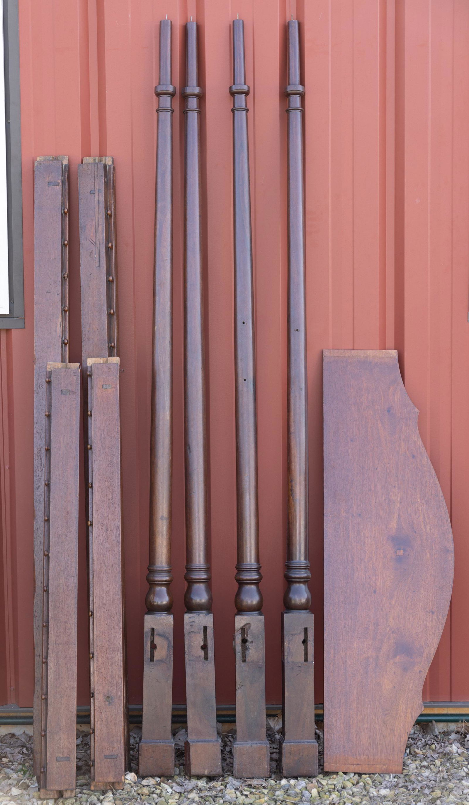 AMERICAN / BRITISH POSTER BED, (1 of 4)