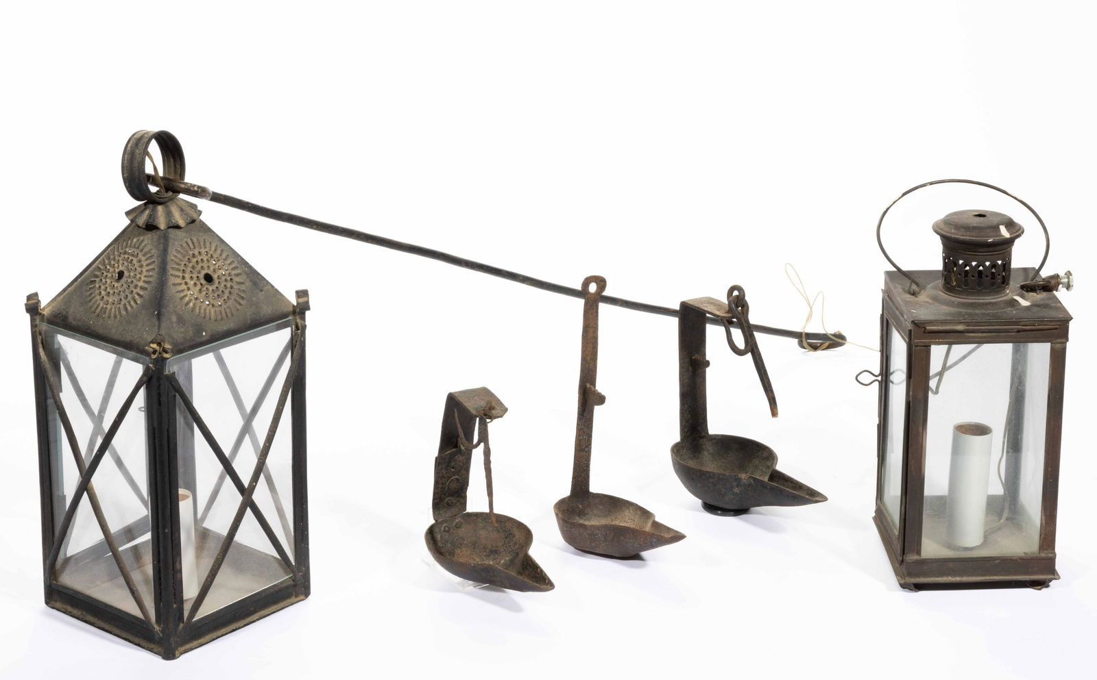 ASSORTED METAL LIGHTING ARTICLES, LOT OF FIVE, (1 of 3)