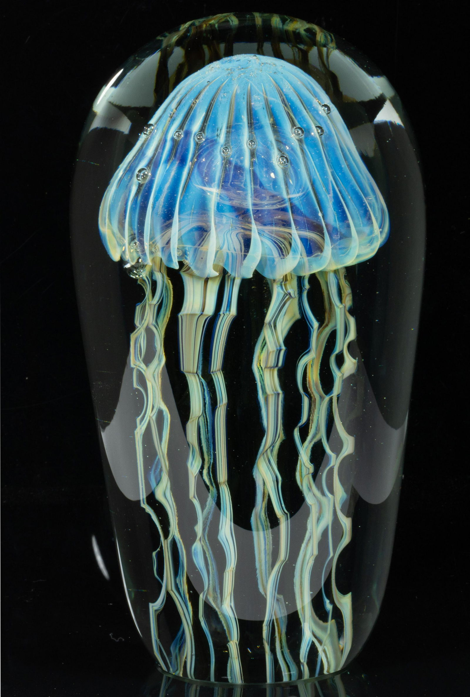 ROBERT EICKHOLT (AMERICAN, B. 1947) JELLYFISH LAMPWORK MAGNUM PAPERWEIGHT, (1 of 2)