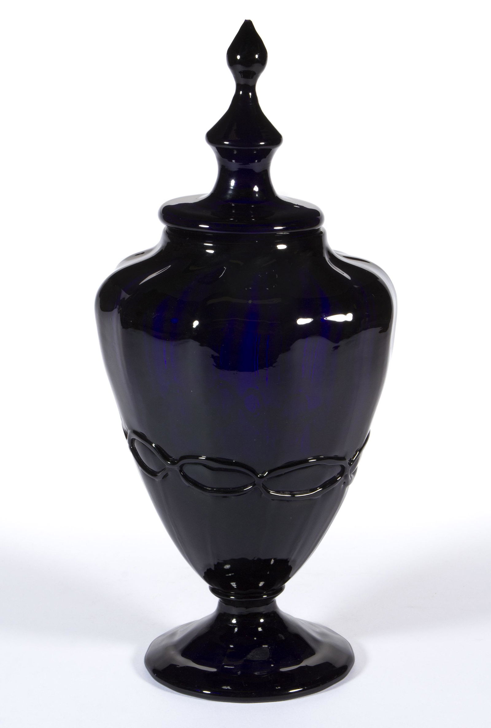 PATTERN-MOLDED AND CHAIN DECORATED COVERED APOTHECARY JAR (1 of 3)