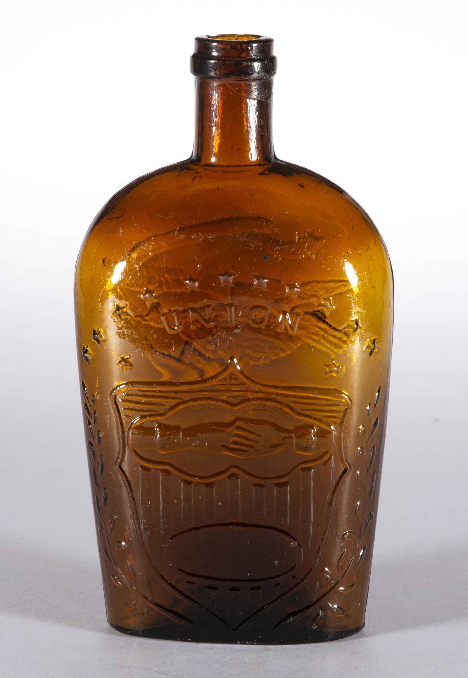 GXII-1 CLASPED HANDS / EAGLE PICTORIAL / HISTORICAL FLASK (1 of 5)