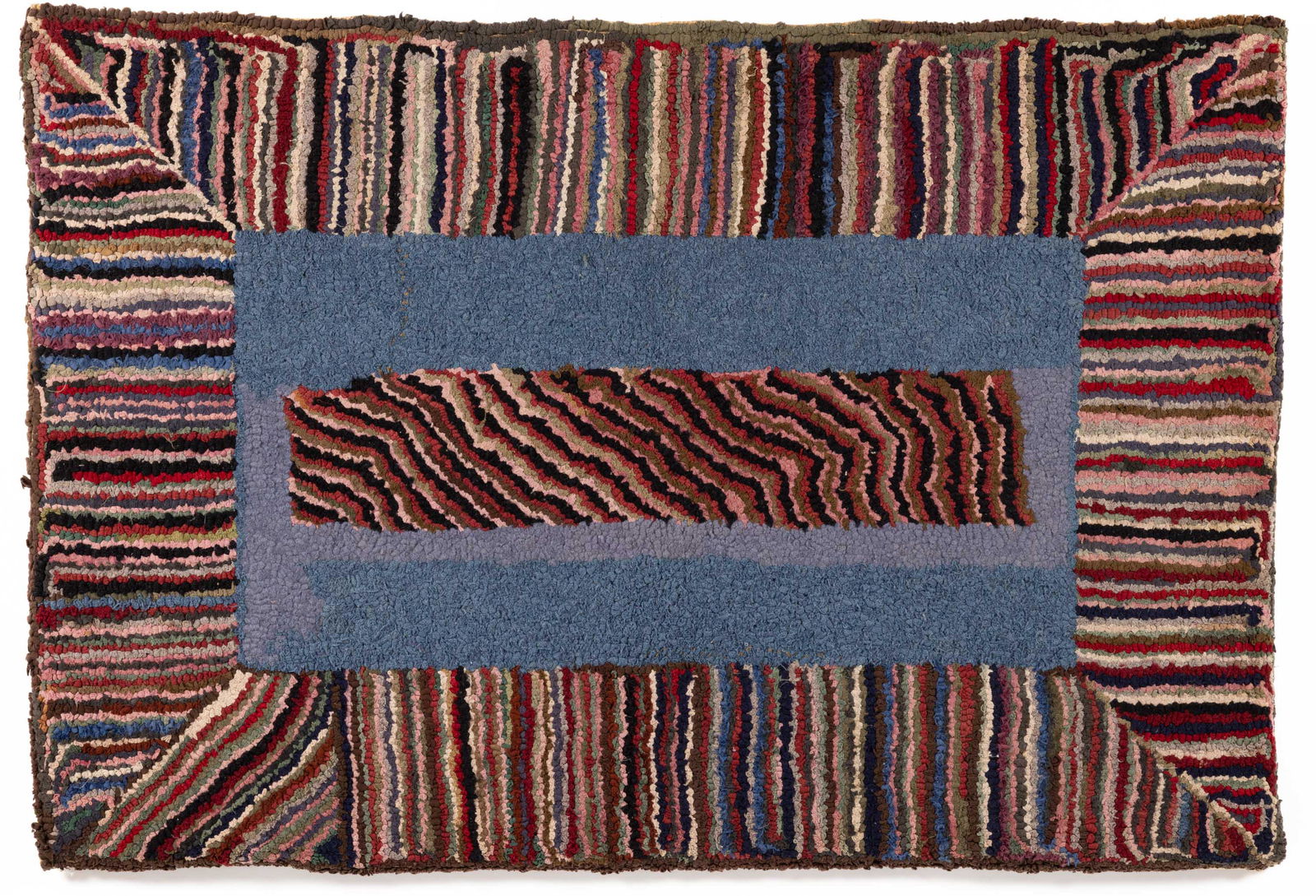 AMERICAN FOLK ART HOOKED RUG (1 of 4)