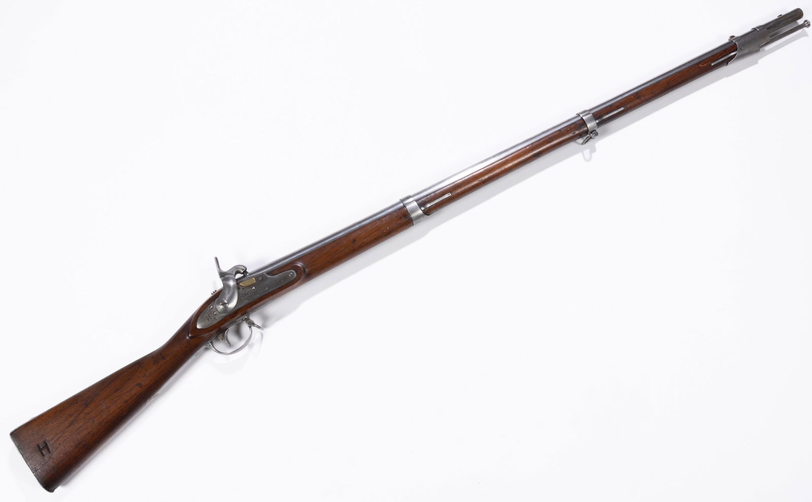 US HARPER'S FERRY MODEL 1825 CONVERSION PERCUSSION MUSKET: US HARPER'S FERRY MODEL 1825 CONVERSION PERCUSSION MUSKET, 69 caliber, Belgian/cone type conversion, walnut full-stock with three barrel bands, iron buttplate, barrel with proof marks, lock marked "HA