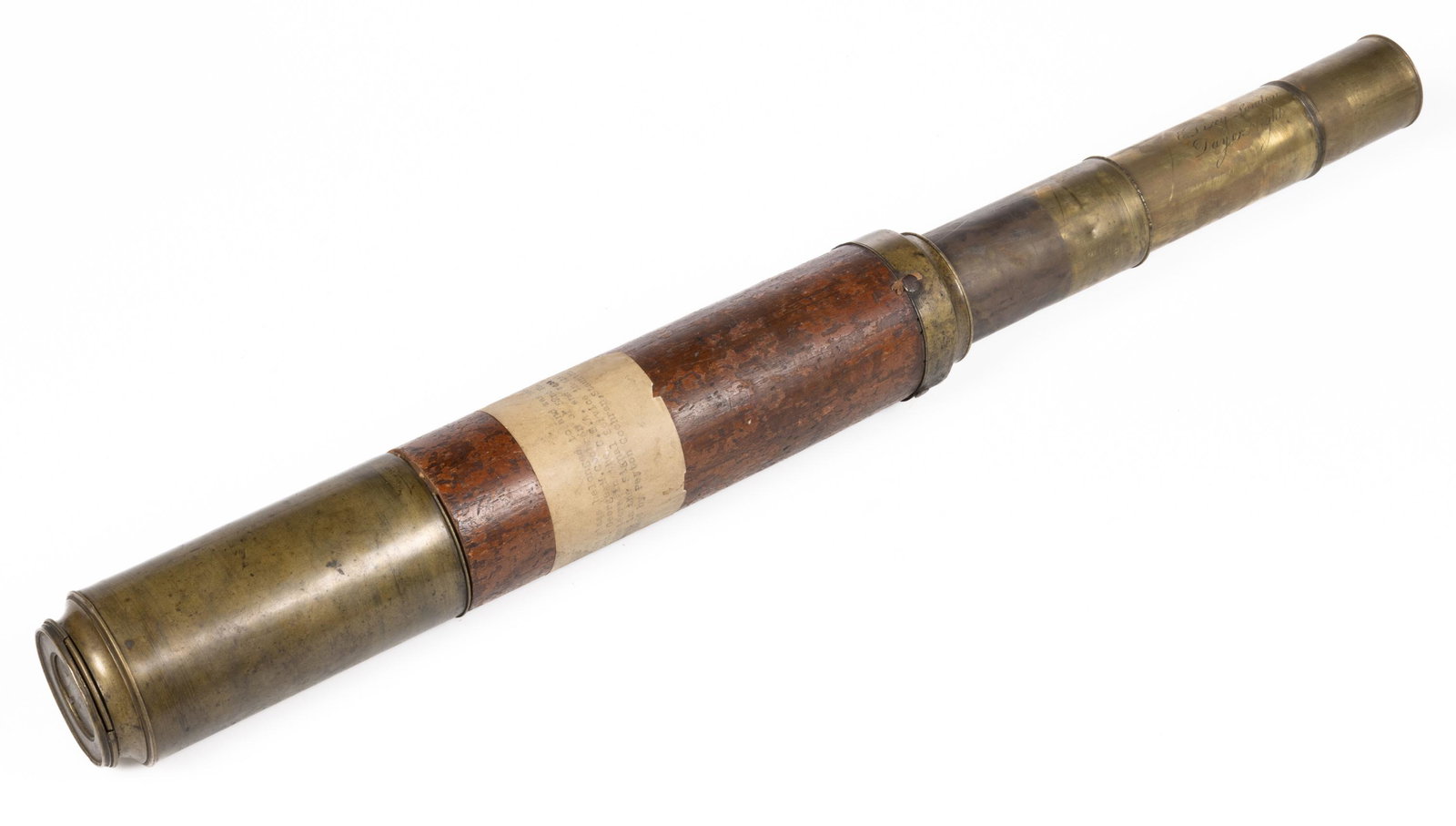 IDENTIFIED CIVIL WAR SPYGLASS / TELESCOPE WITH CONFEDERATE HISTORY: IDENTIFIED CIVIL WAR SPYGLASS / TELESCOPE WITH CONFEDERATE HISTORY, brass three-draw body with bentwood barrel cover, engraved "E DIXEY LONDON / DAY OR NIGHT". Attached old typed note states "This gla