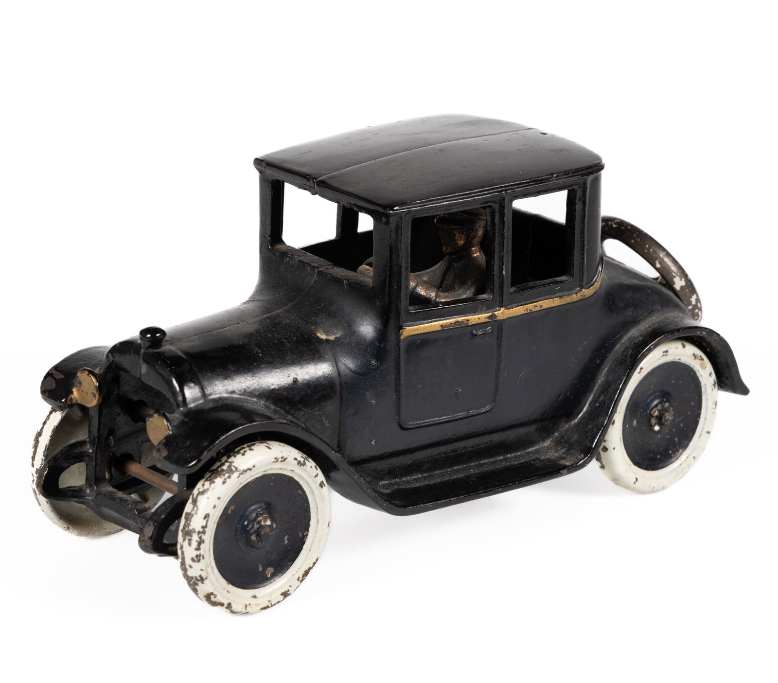 ARCADE PAINTED CAST-IRON MODEL-T TOY CAR (1 of 3)