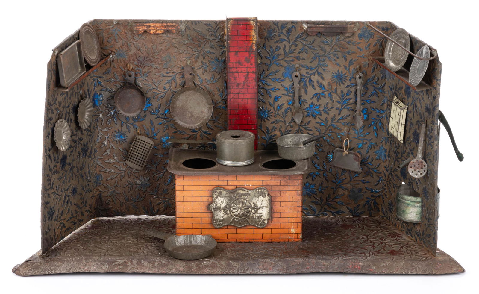 AMERICAN OR GERMAN KITCHEN DIORAMA TIN TOY SET (1 of 5)