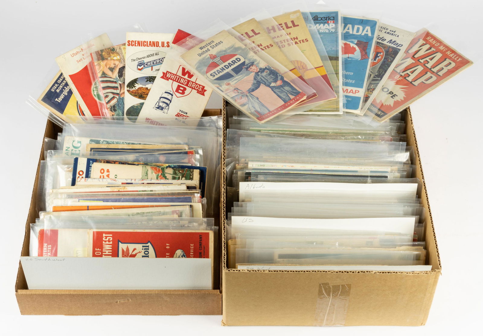 VINTAGE MAPS / TRAVEL EPHEMERA, UNCOUNTED LOT (1 of 1)