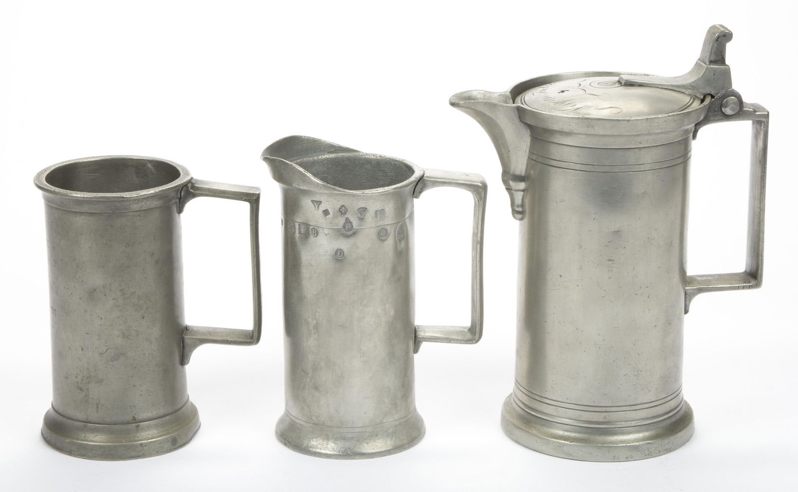ASSORTED FRENCH PEWTER MEASURES / TROIS MESURES METRIQUES EN ETAIN CHARLES X, LOT OF THREE (1 of 1)