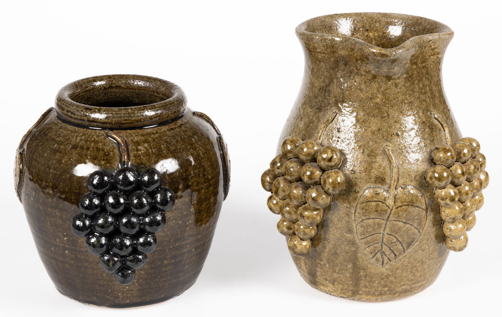 GEORGIA SIGNED "EDWIN MEADERS" (AMERICAN, 1921-2015) GRAPE MOTIF STONEWARE ARTICLES, LOT OF TWO (1 of 5)