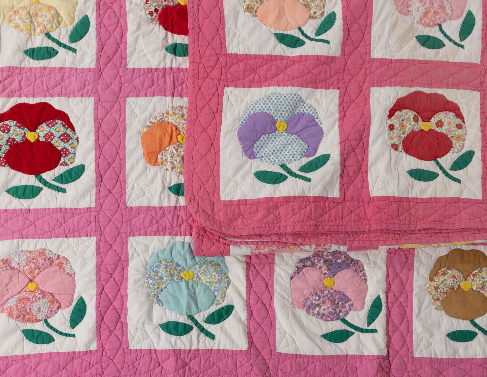 AMERICAN "PANSY" APPLIQUE QUILTS, PAIR (1 of 7)