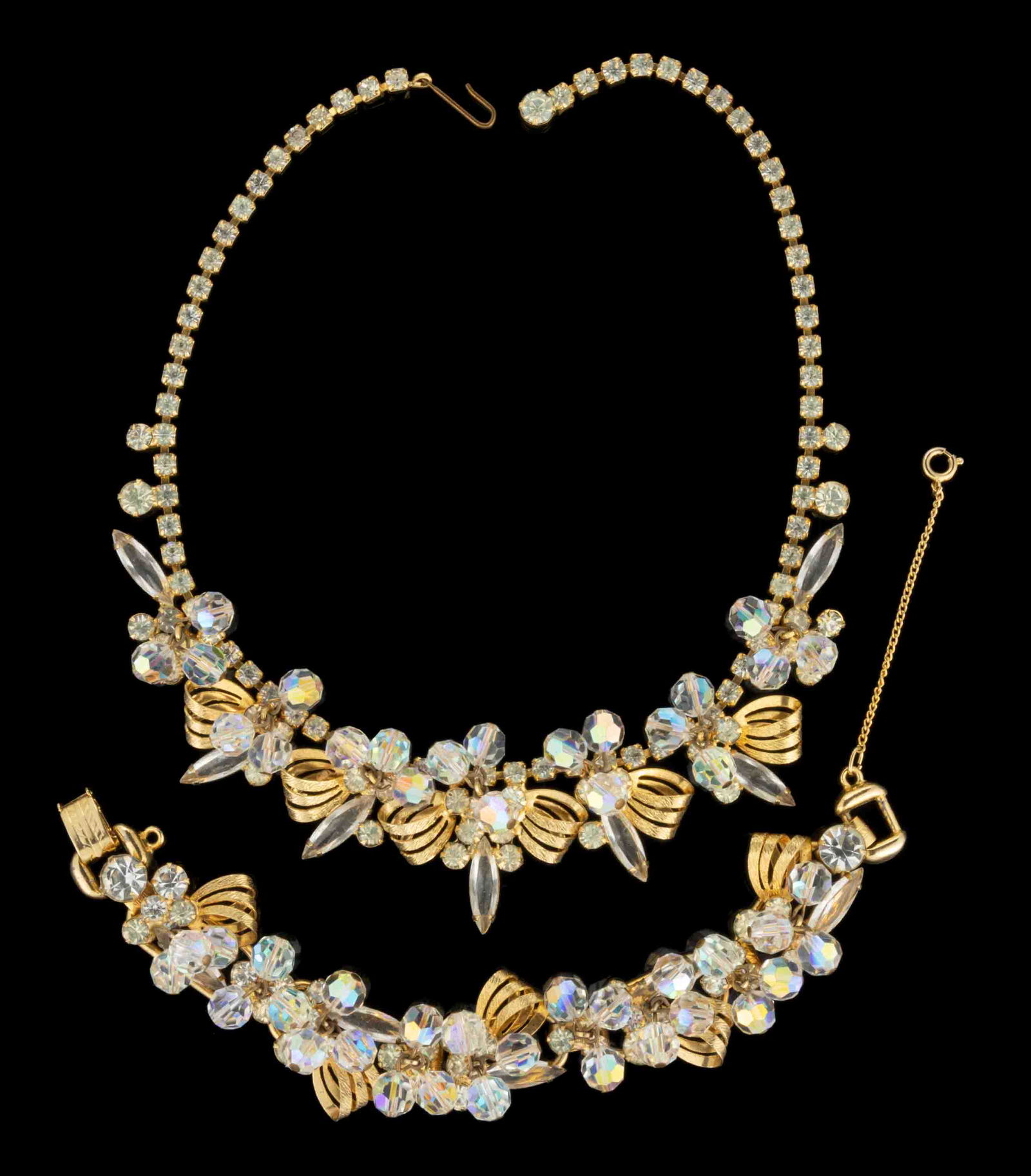 VINTAGE DELIZZA & ELSTER JULIANA RIBBON CASTING TWO-PIECE COSTUME JEWELRY SET (1 of 2)