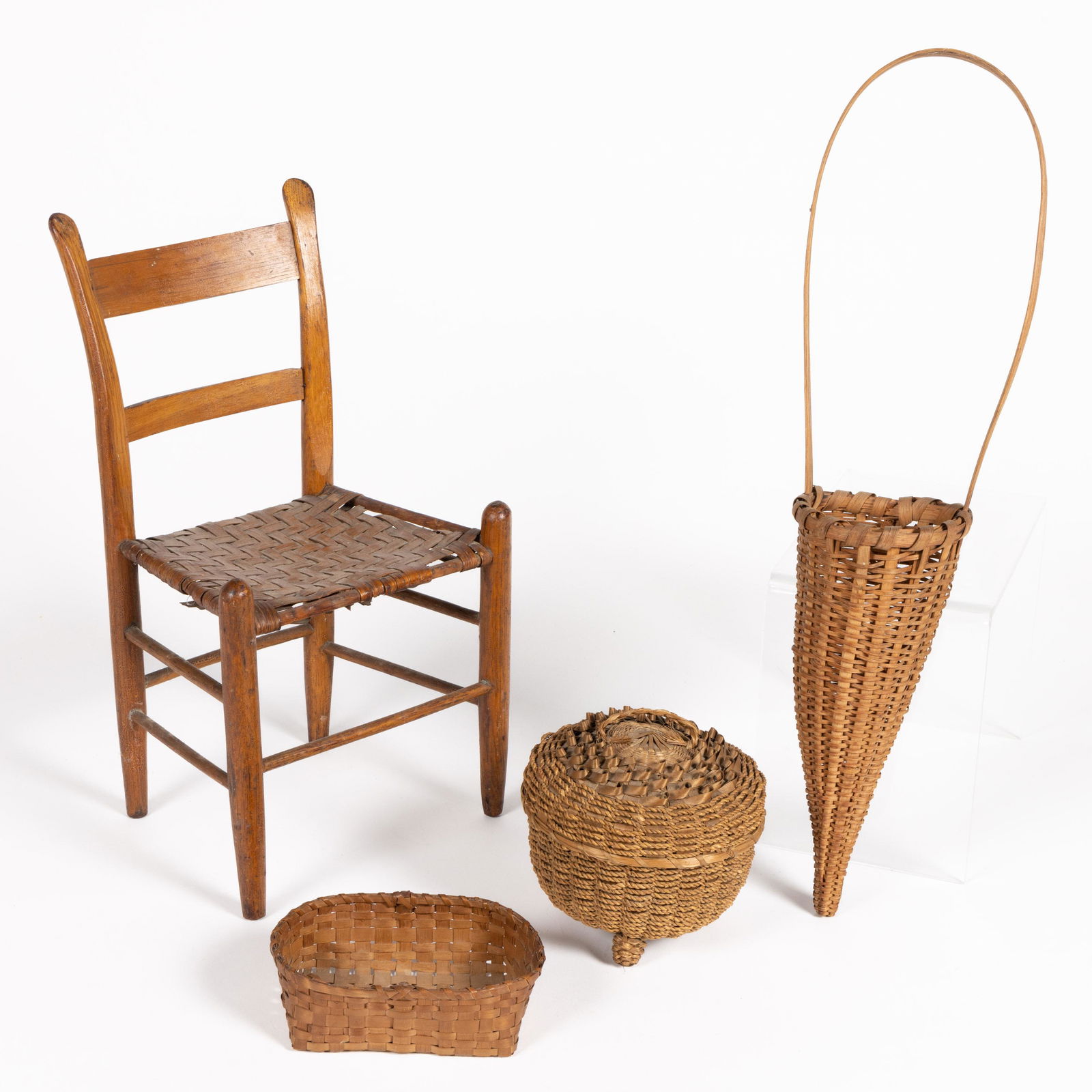 ASSORTED AMERICAN BASKETS AND MINIATURE CHAIR, LOT OF FOUR (1 of 5)