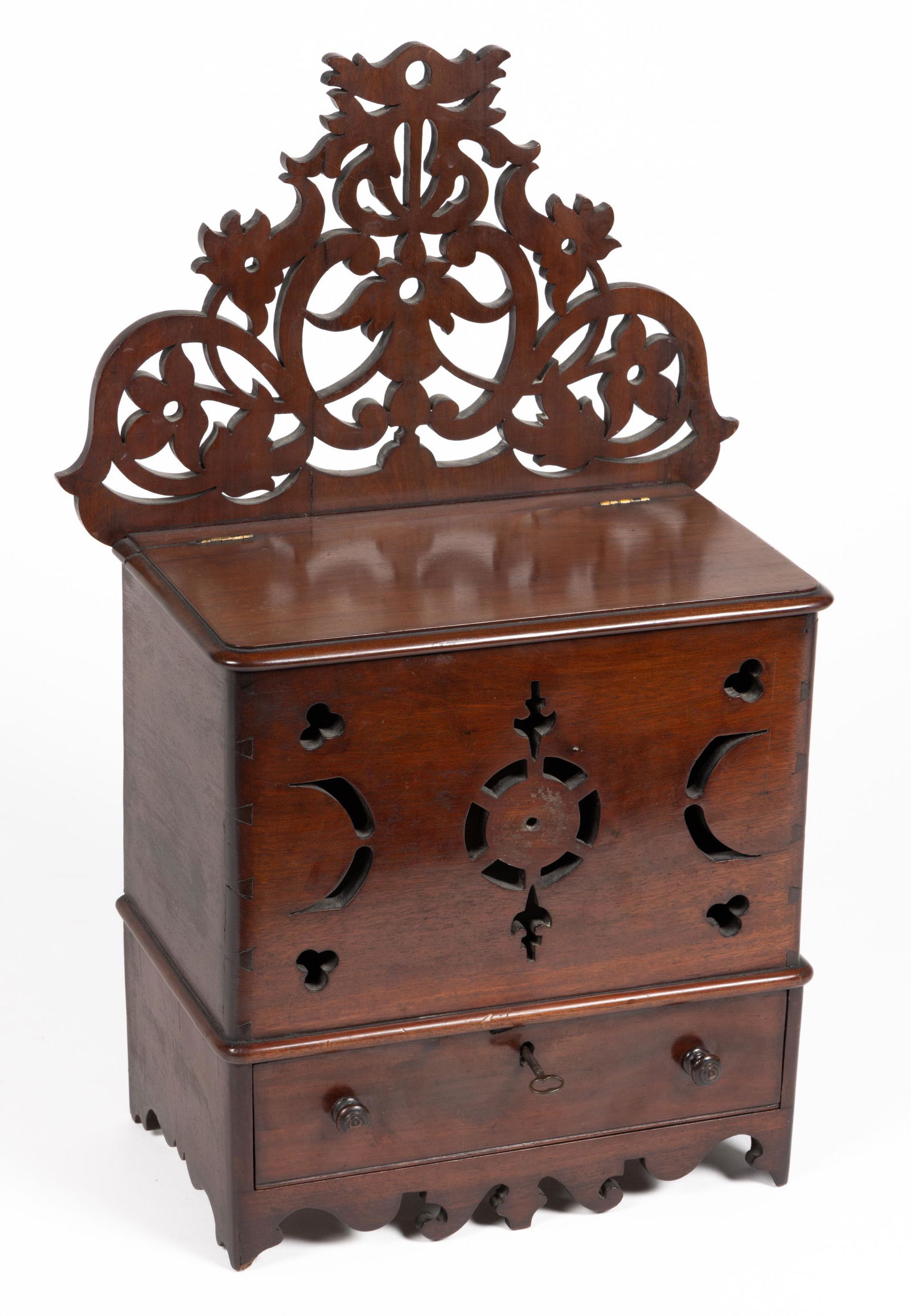 AMERICAN MAHOGANY VALUABLES / JEWELRY BOX (1 of 3)