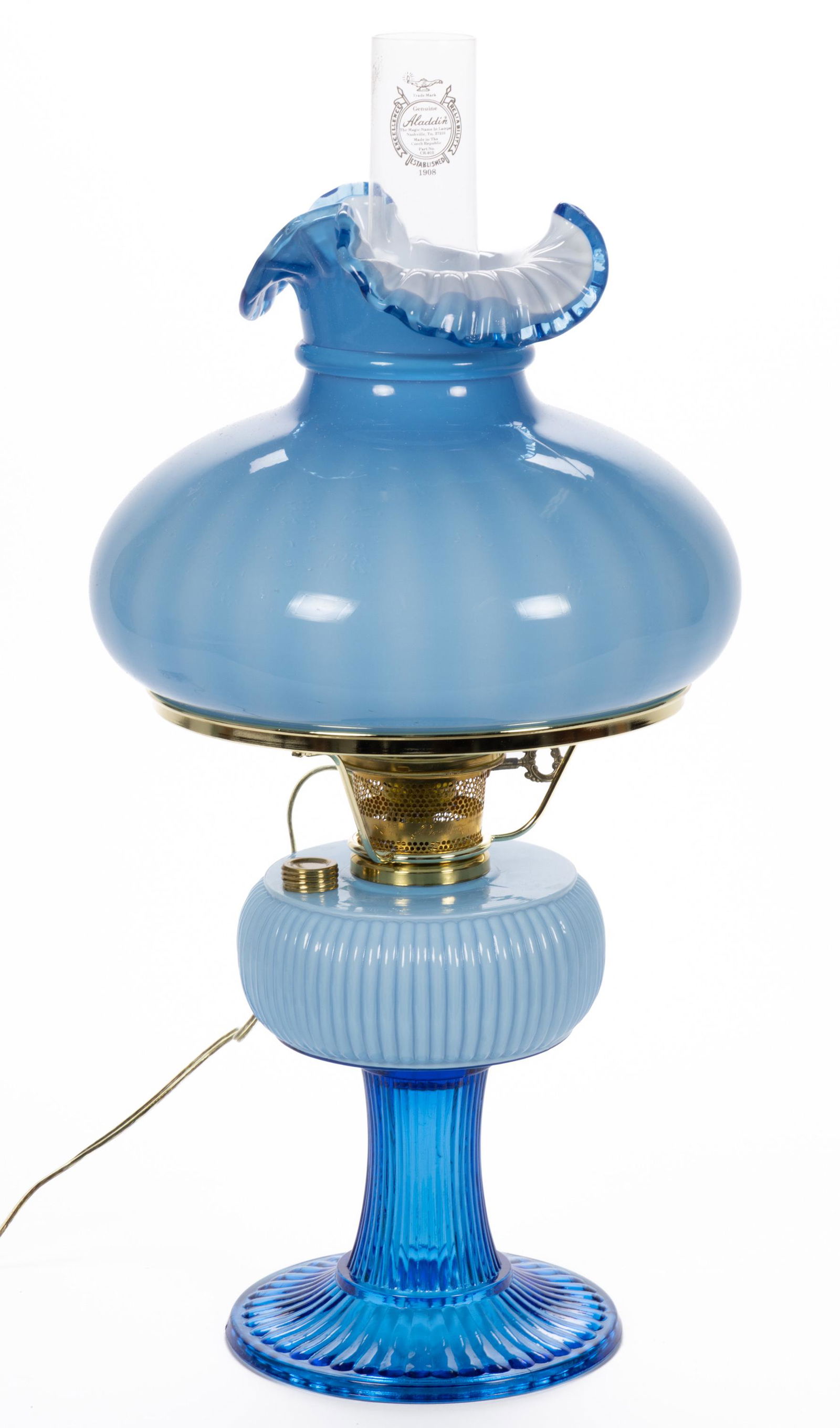 ALADDIN / FENTON GRAND VERTIQUE KEROSENE STAND LAMP (1 of 1)